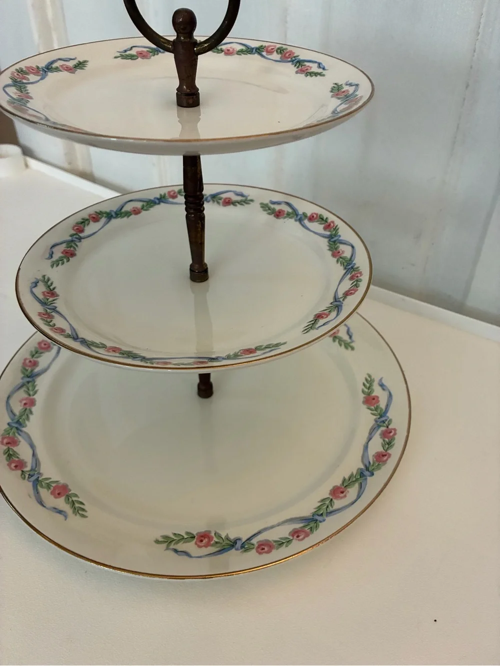Hall's Superior Quality Kitchenware Wildfire 3 Tier Serving Tray Pastry Stand